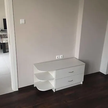 Persani 3 *